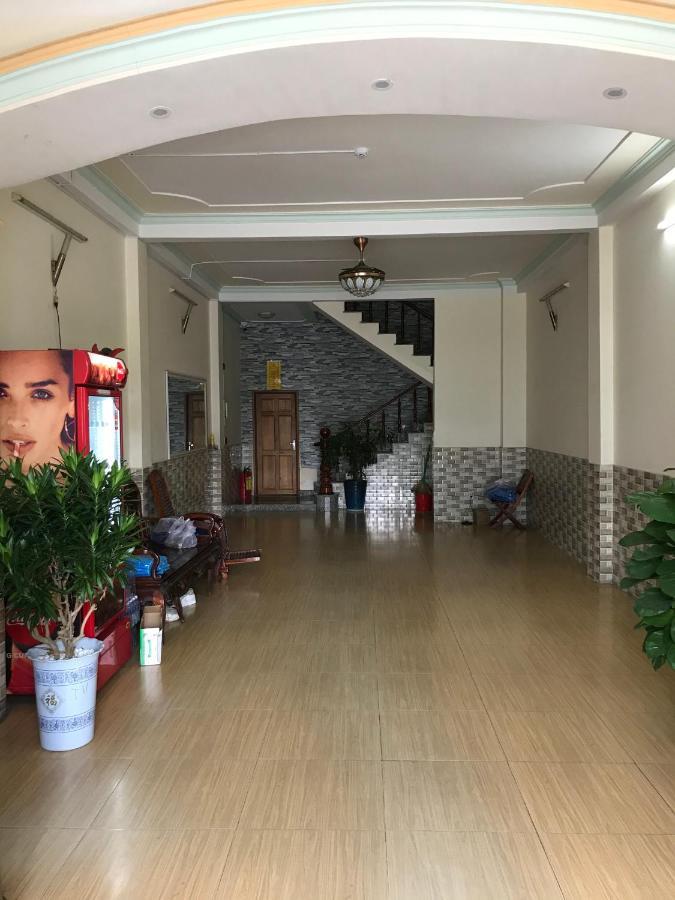 Thanh Van Hotel Di An Екстер'єр фото